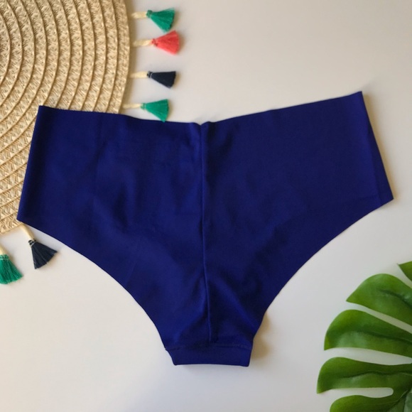 Victoria’s Secret No Show Cheekster Panty Constellation NEW - Picture 2 of 3